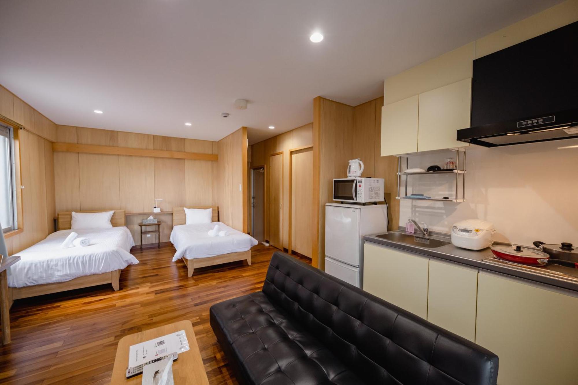 Guest House Kawamitsu Miyakojima  المظهر الخارجي الصورة