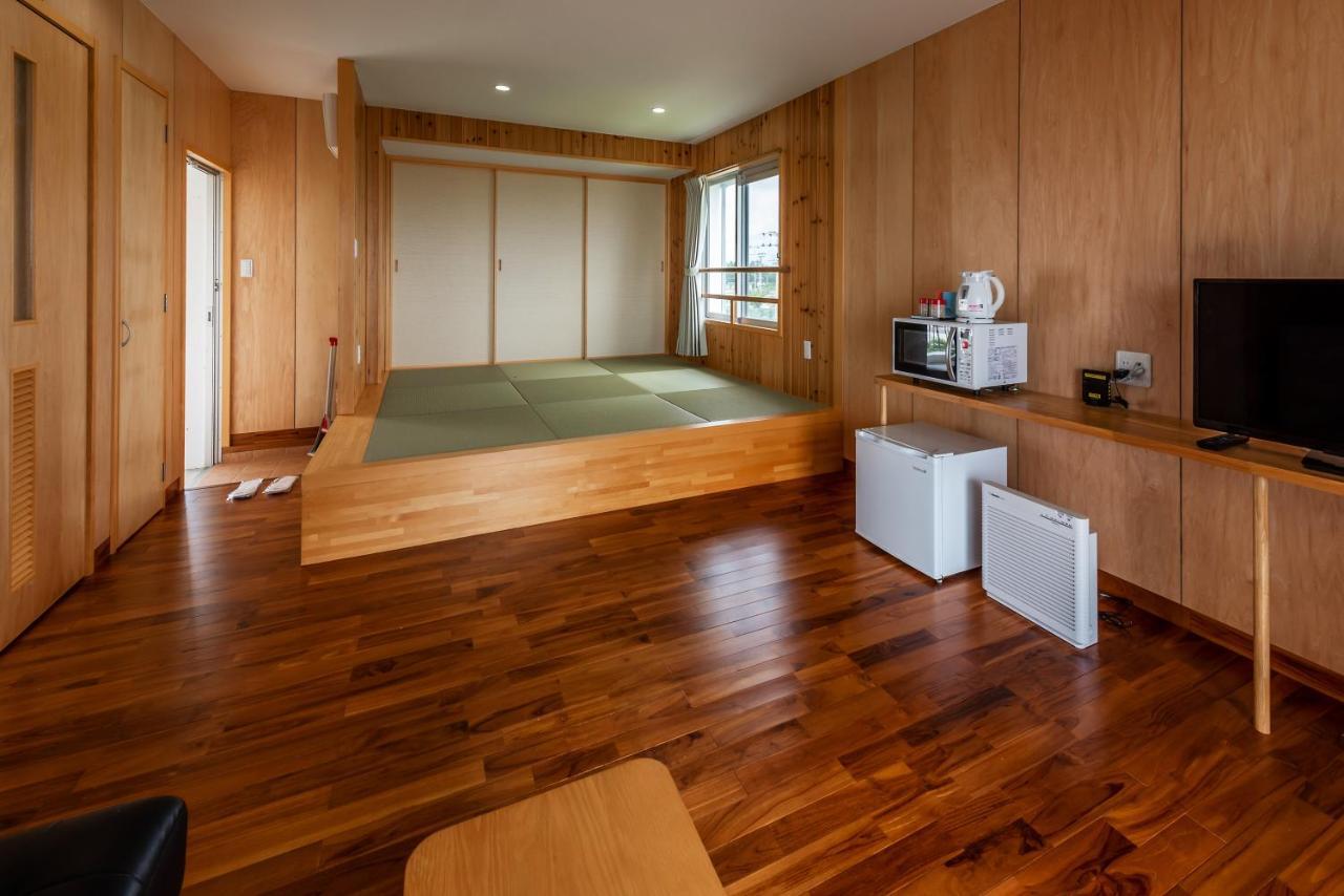 Guest House Kawamitsu Miyakojima  المظهر الخارجي الصورة
