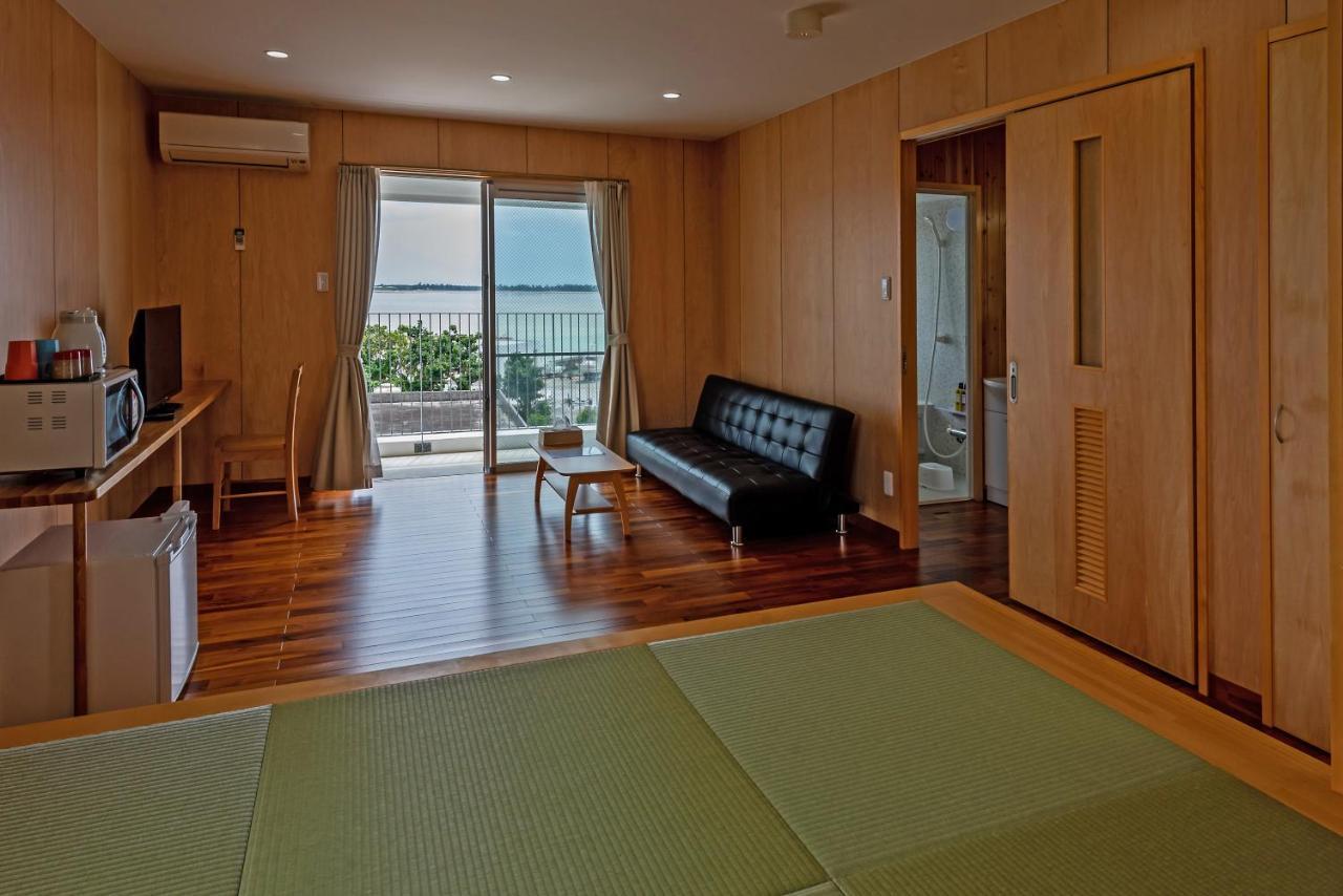 Guest House Kawamitsu Miyakojima  المظهر الخارجي الصورة