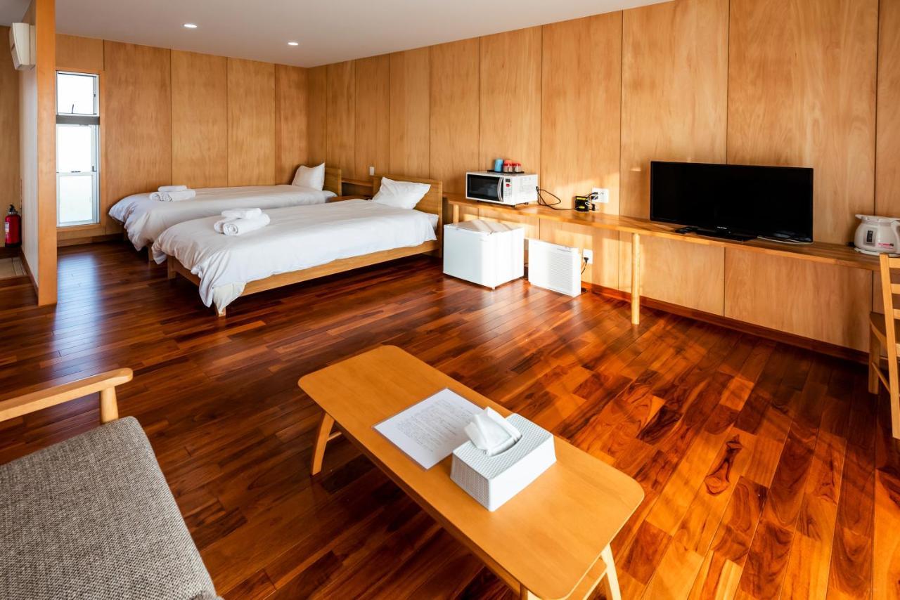 Guest House Kawamitsu Miyakojima  المظهر الخارجي الصورة